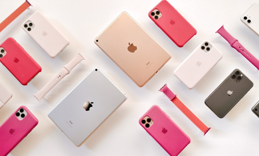 Apple Sets To Release A New Cheaper Phone in