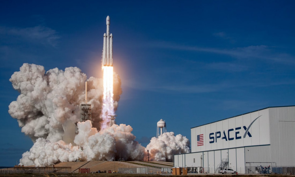 SpaceX Starlink satellites doomed after geomagnetic storm hits Earth
