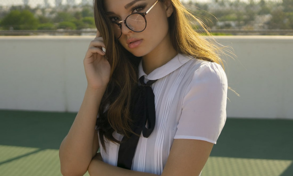 REACTION INVOLUING OXIDATION AND REDUCTION.