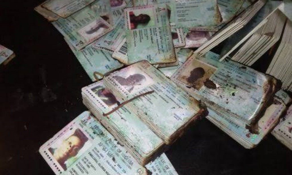 See how INEC reacts as Nigerians uncover PVCs buried underground in Imo