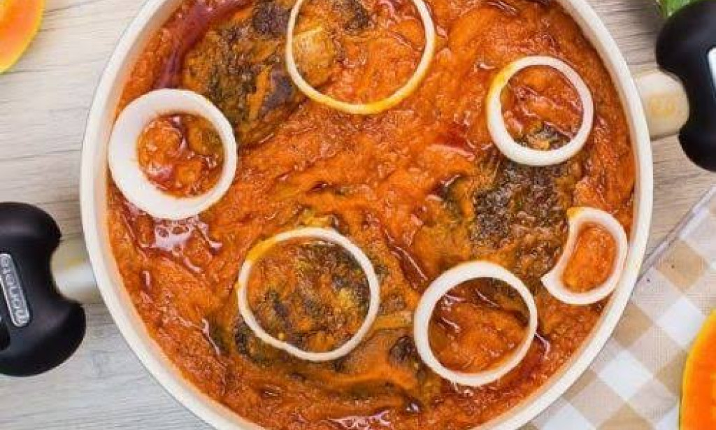 How To Prepare Stew With Ripe PawPaw.