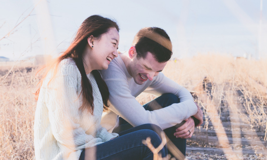 5 Things to tell your Girlfriend or Fiancee to make her smile