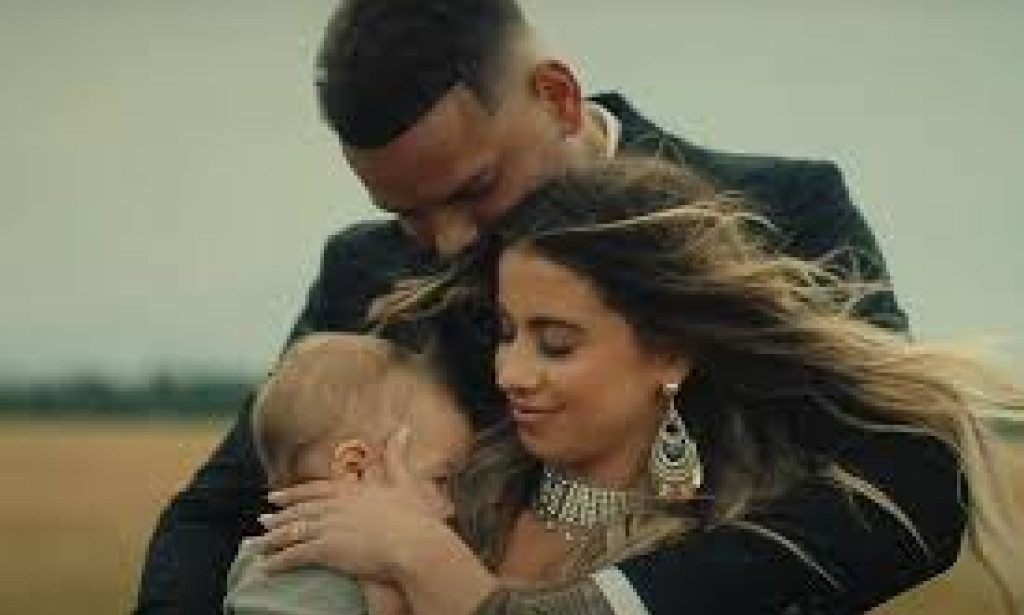 Man kills wife and daughter who were planning to leave him, court order