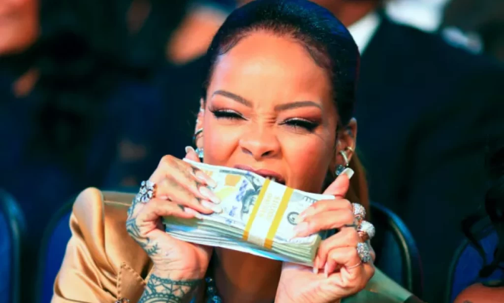 Twitter users recount moments in their lives that made them swear they must make money