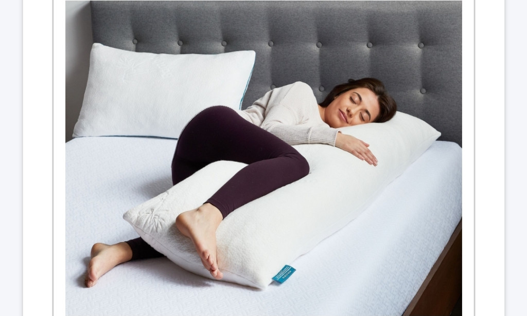 Health Benefits Of Sleeping With a Pillow Between Your Knees