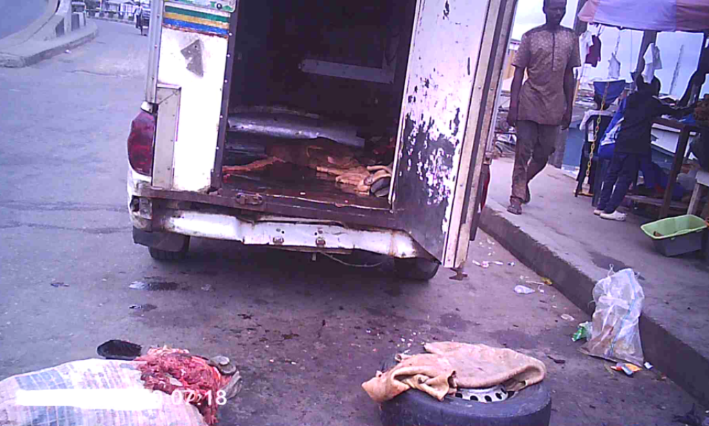 how Butchers deliver dirty, contaminated meat to Lagos market through Eko Food Van.