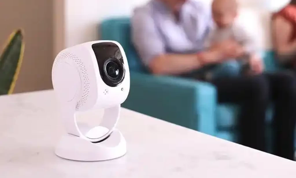 With Lynx Indoor Surveillance, be safe and connected.