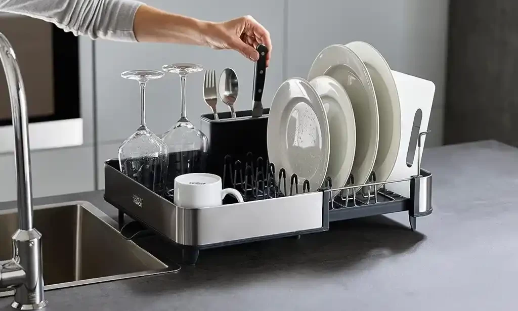 Tired of Overflowing Sinks? Try the Extend Steel Dish Drainer