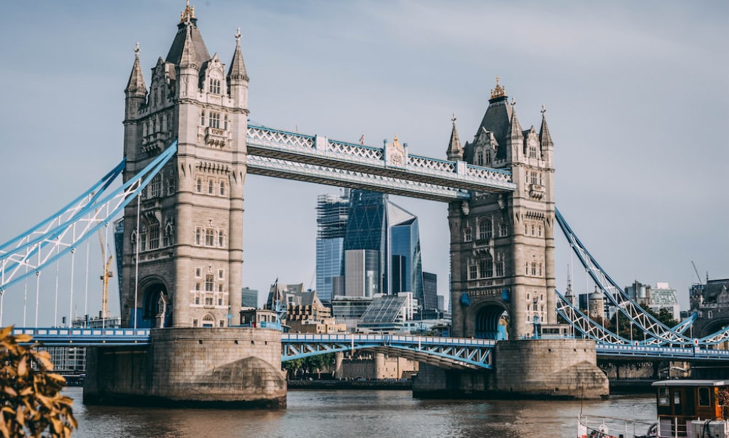 The £10 Illusion: A Nigerian Woman Exposes the True Cost of Living in the UK