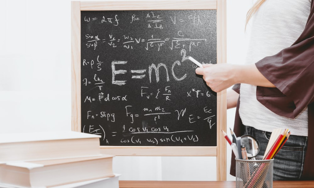 10 maths questions with answers for class 8