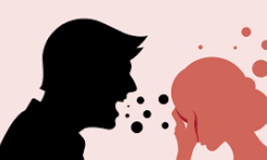 what causes a  toxic relationship