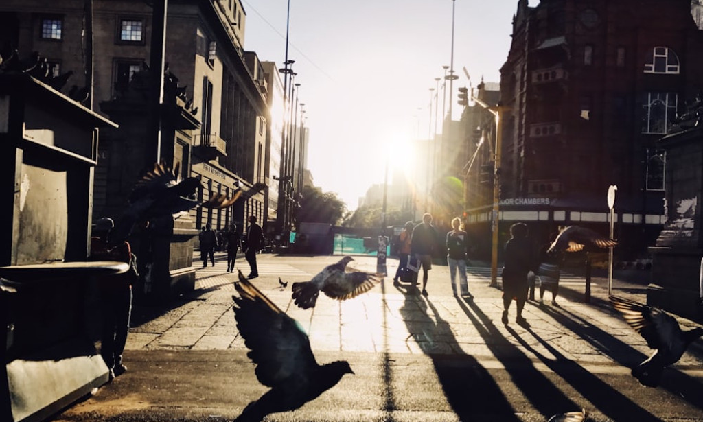 Leveraging Outsourcing: A Lucrative Side Hustle