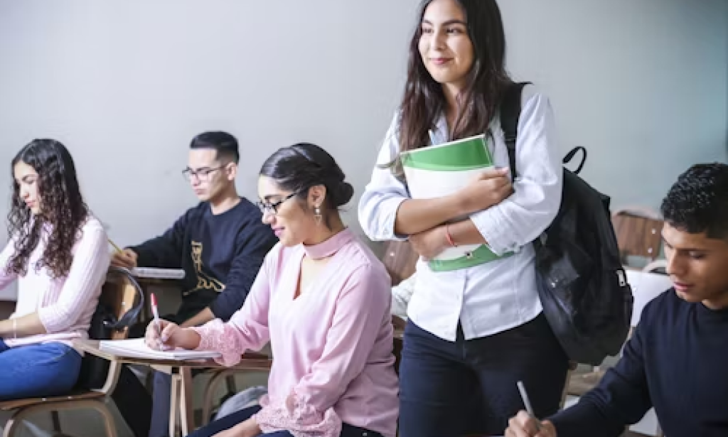 Opportunities Await: Fully Funded Scholarships in the US for African Students (2024/2025)