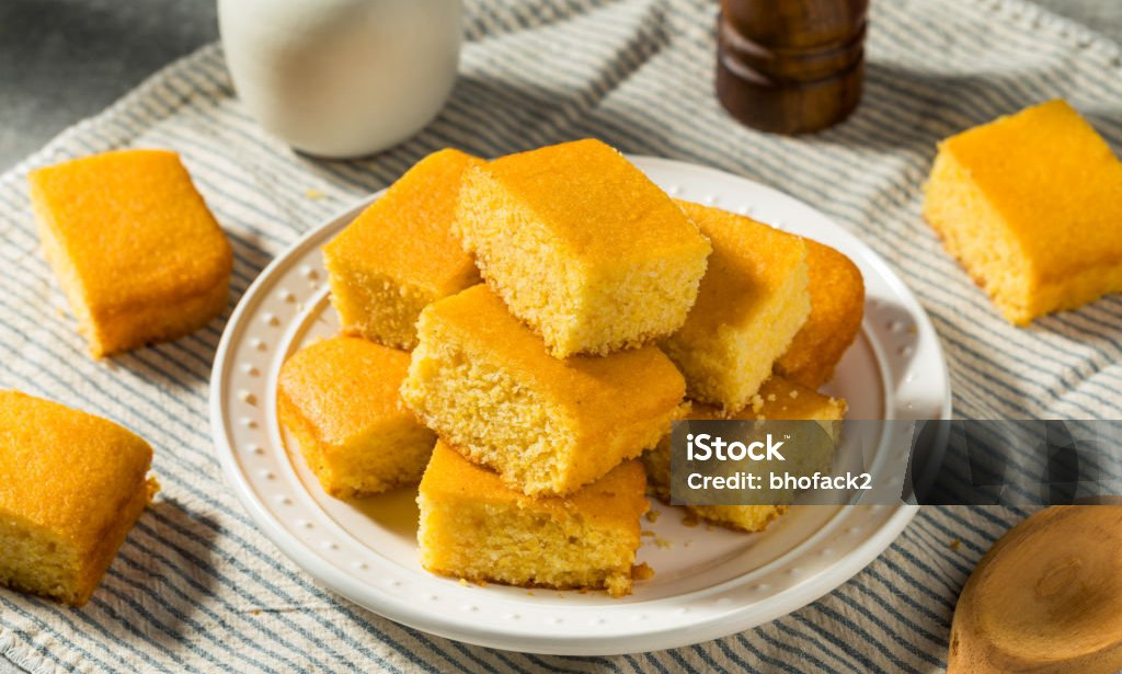 Golden Cornbread: A Classic Comfort