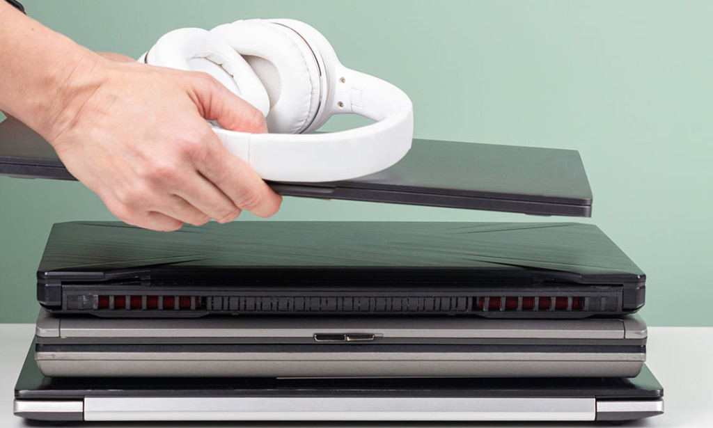 10 Smart Ways to Repurpose an Old Laptop or Computer Instead of Throwing It Away