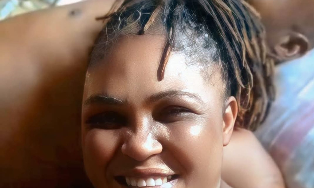 ALLEGEDLY PRIVATE VIDEO OF MARRIED WOMAN LEAKED BY DAUGHTER IN ANAMBRA STATE