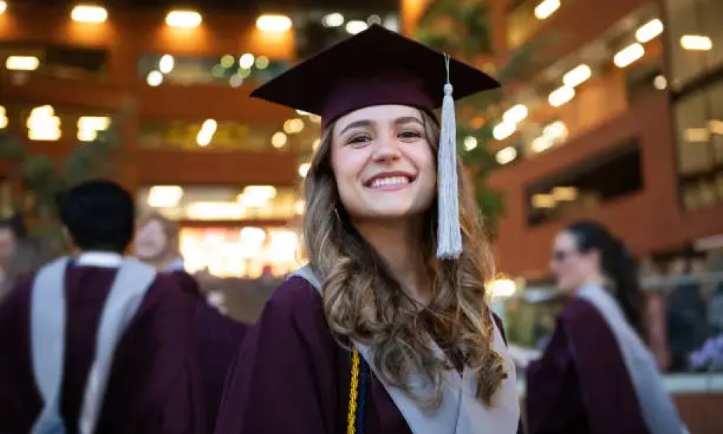 How Honor Graduates Can Jumpstart a Government Career in the Philippines