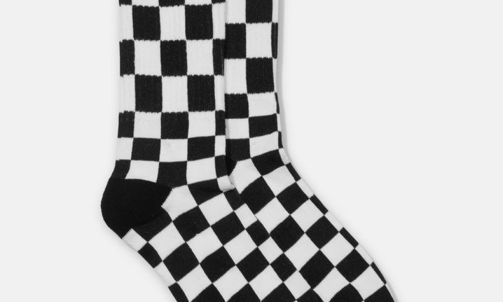 Get Paid in NFTs for Naming Smelly Socks 🧦🪰🎨