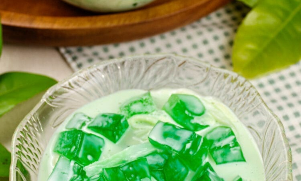 No-Bake Buko Pandan Salad