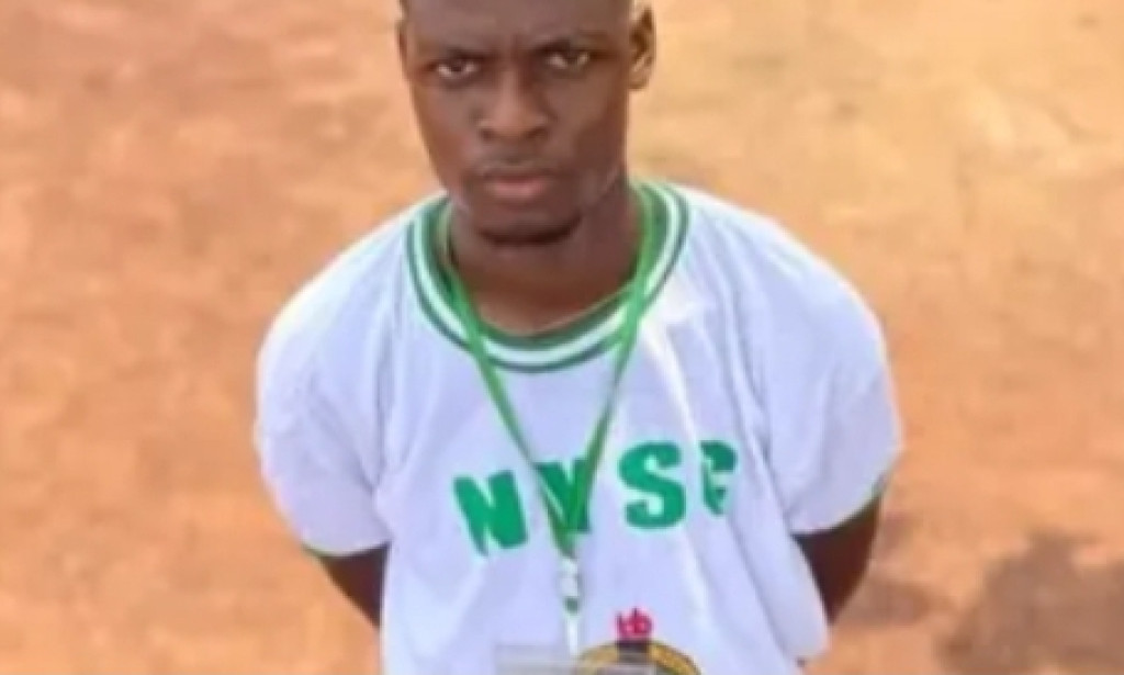 Female SS2 Student is Warned by Male Corp Member for Saying He His Handsome